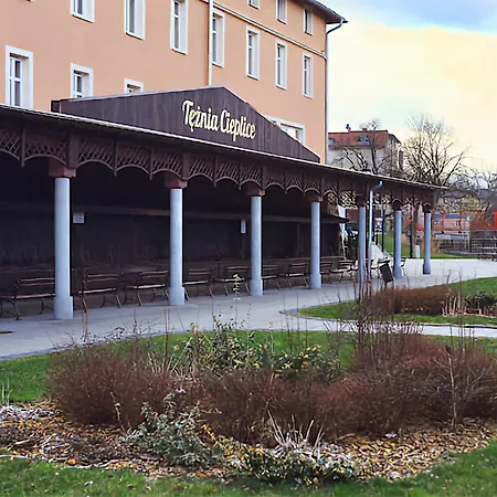 Elizjum Nad Termami Cieplice דירה